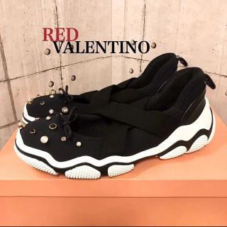 レッドヴァレンティノ(RED VALENTINO)の美品 定価77,880円 新作 レッドバレンチノ スニーカー ゴム ビジューM(スニーカー)