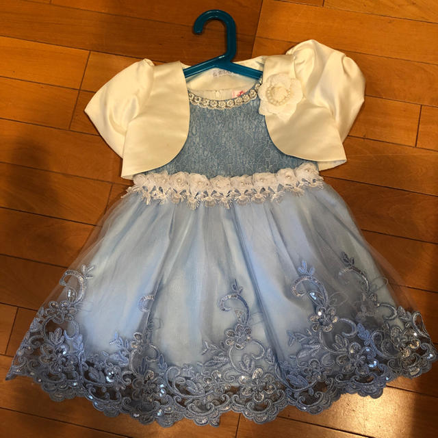 子ども  ワンピース  ドレス キッズ/ベビー/マタニティのキッズ服女の子用(90cm~)(ドレス/フォーマル)の商品写真