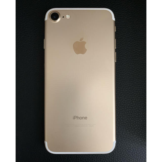 iPhone7 Gold 128GB SIMフリアダプタ解除Apple 2