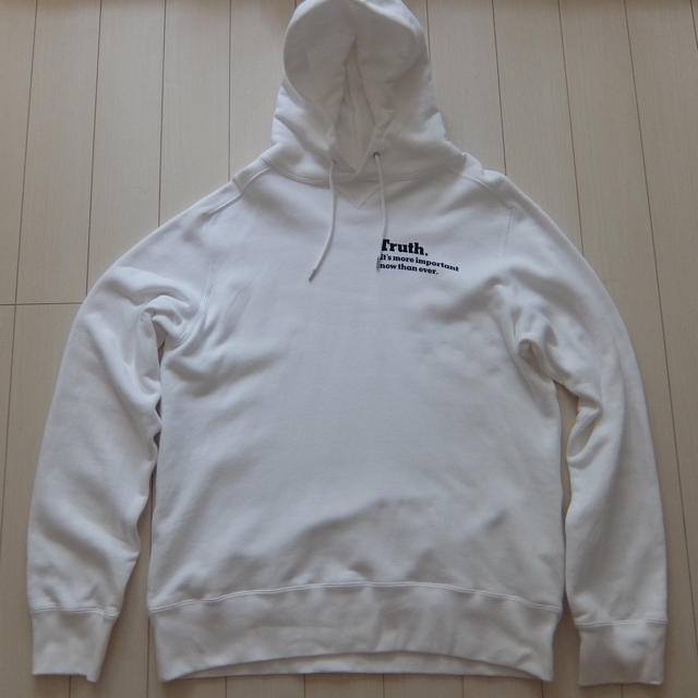 sacai(サカイ)の18aw sacai new york times truth hoodie メンズのトップス(パーカー)の商品写真