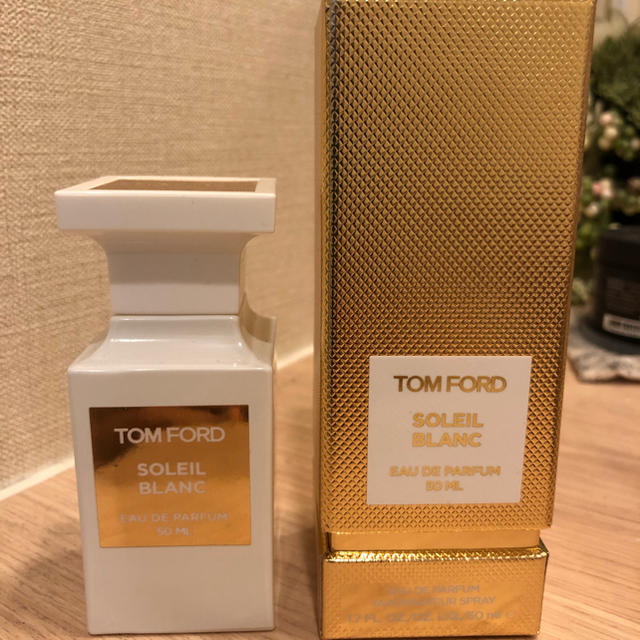 TOM FORD SOLEIL BLANK オードパルファム香水