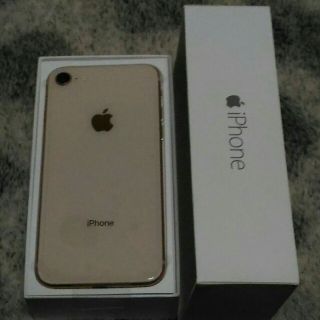 アイフォーン(iPhone)の超美品★iPhone 8 gold 64GB★SIMフリー★期間限定処分★(スマートフォン本体)