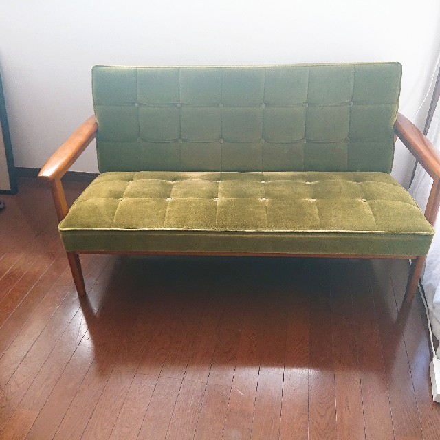 カリモク家具 - 【更にお値下げしました】カリモク60 Kチェア2シーター