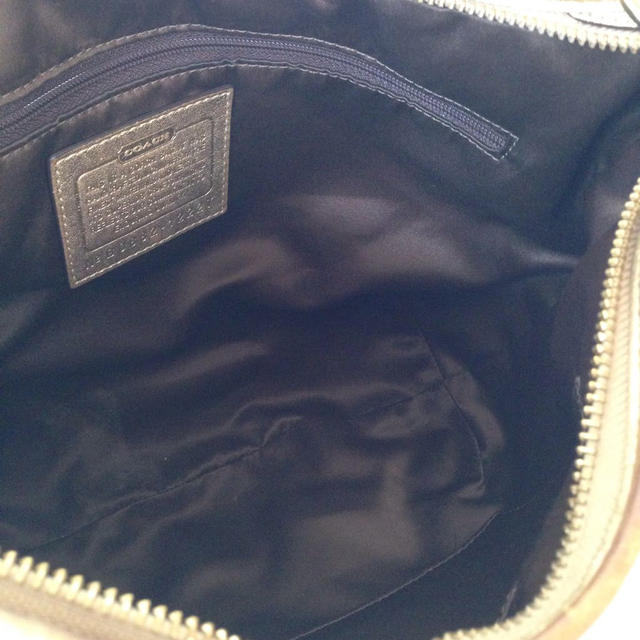 COACH(コーチ)のお取り置き中 レディースのバッグ(ショルダーバッグ)の商品写真