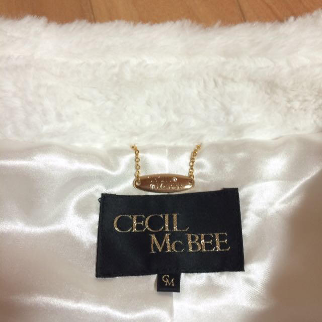 CECIL McBEE(セシルマクビー)の値下げ！ファージャケット レディースのジャケット/アウター(その他)の商品写真