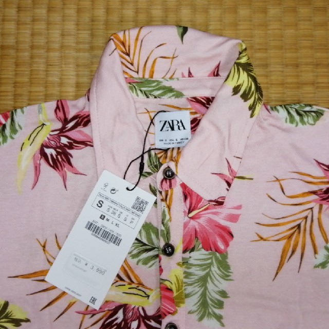 ZARA(ザラ)の新品未使用☆ZARA☆メンズ☆2019今期モノ☆半袖ポロシャツ☆Sサイズ メンズのトップス(ポロシャツ)の商品写真