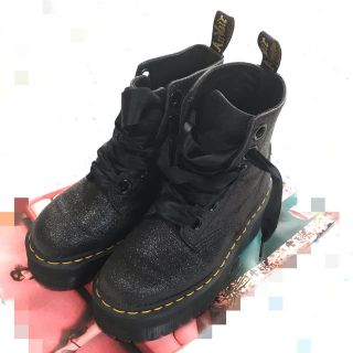 ドクターマーチン(Dr.Martens)のDr. Martens ブーツ MOLLY LOLITA リボンブ グリッター(ブーツ)