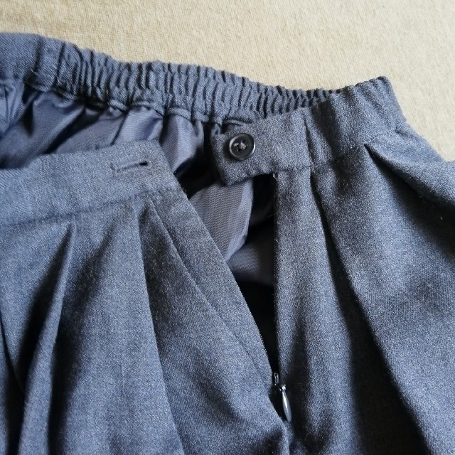 MUJI (無印良品)(ムジルシリョウヒン)の無印良品裏地付きスカートＳ(グレー) レディースのスカート(ひざ丈スカート)の商品写真