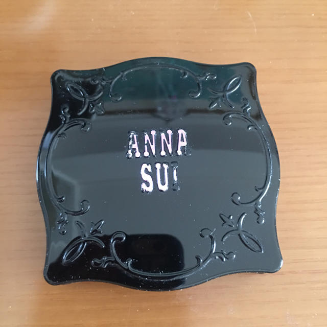 ANNA SUI(アナスイ)のANNA SUI   チークcolour 300 コスメ/美容のベースメイク/化粧品(フェイスカラー)の商品写真