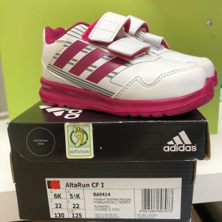 アディダス(adidas)の新品  adidas  アディダス  スニーカー  kids  キッズ  靴 (スニーカー)