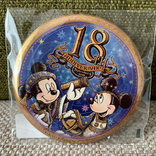 ディズニー(Disney)の東京ディズニーシー  18周年スペシャルグッズ 缶バッジ(バッジ/ピンバッジ)