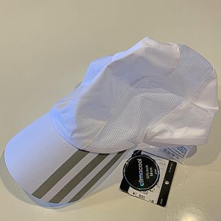 アディダス(adidas)の【adidas】新品 ランニングキャップ アディダス 白(キャップ)