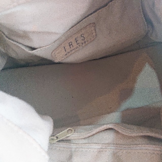 TRES(トレ)のTRES ショルダーバッグ レディースのバッグ(ショルダーバッグ)の商品写真