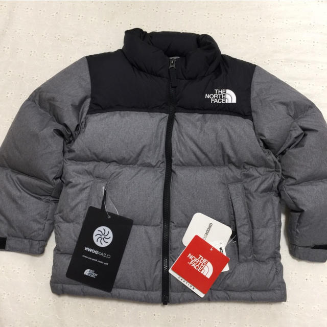 THE NORTH FACE(ザノースフェイス)のTHE NORTH ダウンジャケット キッズ/ベビー/マタニティのキッズ服男の子用(90cm~)(ジャケット/上着)の商品写真