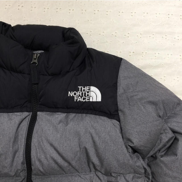 THE NORTH FACE(ザノースフェイス)のTHE NORTH ダウンジャケット キッズ/ベビー/マタニティのキッズ服男の子用(90cm~)(ジャケット/上着)の商品写真