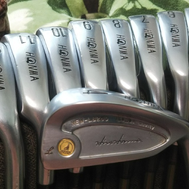 HONMA　アイアン　6本セット　LB-280　6-11　右　星４つ　金モグラ