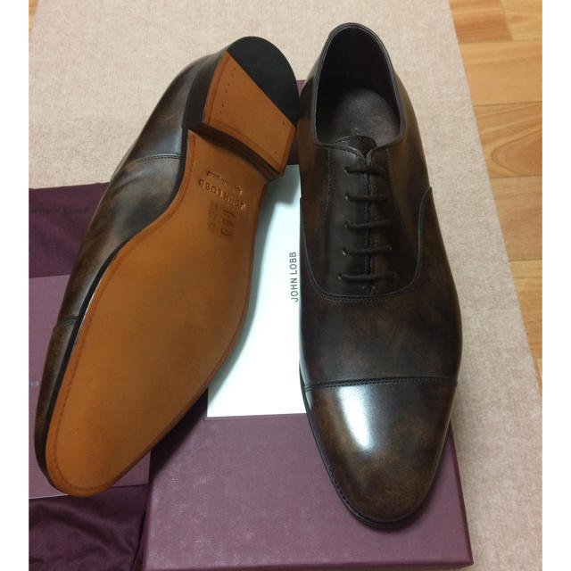 JOHN LOBB(ジョンロブ)の新品未使用 ジョンロブ  シティ2 UK7.5 メンズの靴/シューズ(ドレス/ビジネス)の商品写真