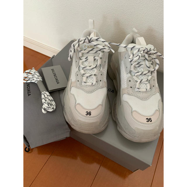 【超美品】BALENCIAGA／バレンシアガ  トリプルS  スニーカー