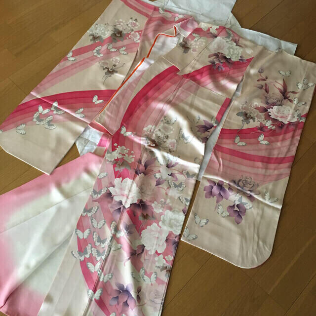 驚きの安さ 着物 成人式 十三詣り ピンク系振袖 平綸子 長襦袢