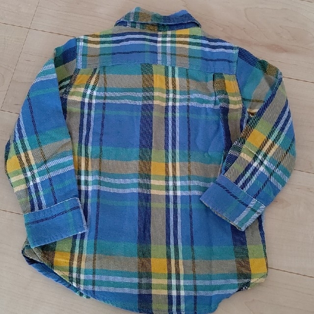 babyGAP(ベビーギャップ)のbabyGap チェックシャツ 100 キッズ/ベビー/マタニティのキッズ服男の子用(90cm~)(Tシャツ/カットソー)の商品写真