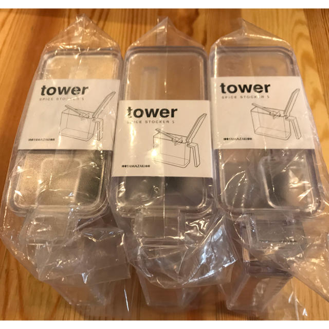 tower 調味料ストッカー タワー S ホワイト 3個セット 未使用 インテリア/住まい/日用品のキッチン/食器(収納/キッチン雑貨)の商品写真