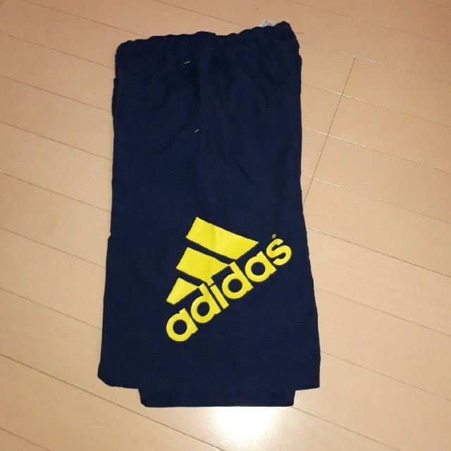 adidas(アディダス)のアディダス水着 150センチ キッズ/ベビー/マタニティのキッズ服男の子用(90cm~)(水着)の商品写真