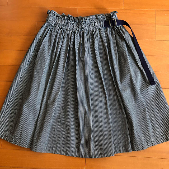 Lois CRAYON(ロイスクレヨン)のロイスクレヨン 巻き風ヒッコリースカート レディースのスカート(ひざ丈スカート)の商品写真