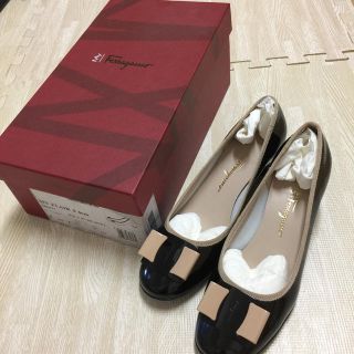 フェラガモ(Ferragamo)のフェラガモ エナメルパンプス(ハイヒール/パンプス)