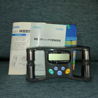 オムロン(OMRON)のオムロン　体脂肪計　HBF - 303 黒(体脂肪計)