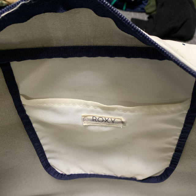 Roxy(ロキシー)のロキシーエナメルバッグ レディースのバッグ(ショルダーバッグ)の商品写真