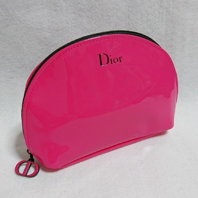 Dior(ディオール)のDior ﾋﾟﾝｸ ｴﾅﾒﾙ ﾎﾟｰﾁ コスメ/美容のコスメ/美容 その他(その他)の商品写真