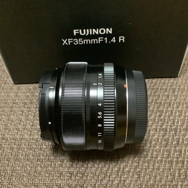 FUJIFILM  XF 35mm f1.4R