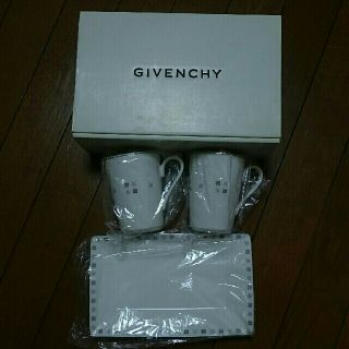 ジバンシィ(GIVENCHY)のGIVENCHI  ジバンシイ  トレー付きペアマグカップ(グラス/カップ)