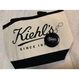 キールズ(Kiehl's)のKiehl's保冷バック&缶バッチ型ミラー(トートバッグ)