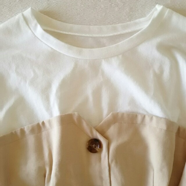 Avail(アベイル)の新品未使用 アベイル ベージュビスチェドッキングプルオーバー レディースのトップス(Tシャツ(半袖/袖なし))の商品写真