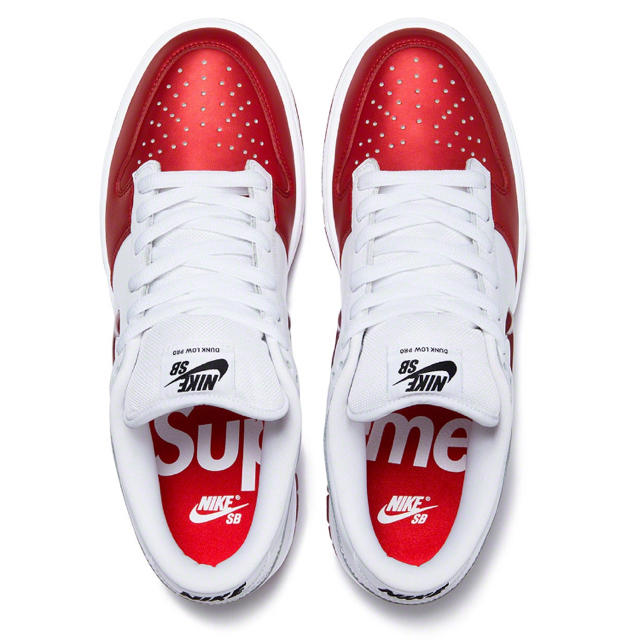 Supreme(シュプリーム)の【26cm】Supreme®/Nike® SB Dunk Low メンズの靴/シューズ(スニーカー)の商品写真
