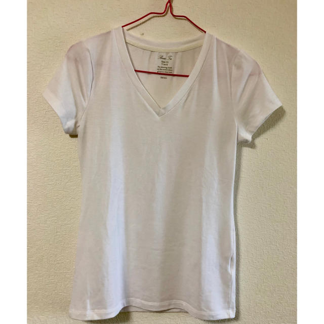 GU(ジーユー)の白 Ｔシャツ Ｖネック レディースのトップス(Tシャツ(半袖/袖なし))の商品写真