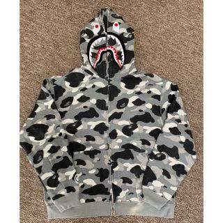 アベイシングエイプ(A BATHING APE)のBAPE 1stカモ シャークパーカー(パーカー)