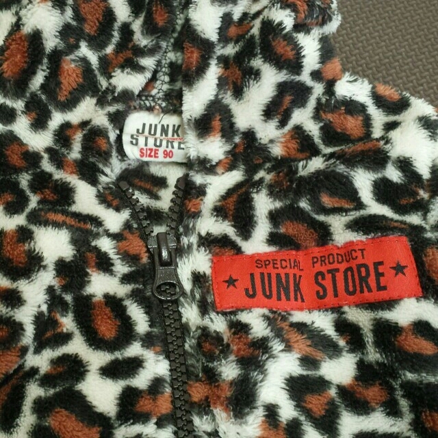 JUNK STORE(ジャンクストアー)のJUNKSTORE パーカー キッズ/ベビー/マタニティのベビー服(~85cm)(ジャケット/コート)の商品写真