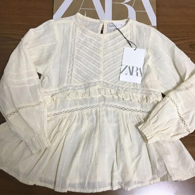 ZARA KIDS(ザラキッズ)のザラ116☺︎定番レーストップス ギャップ、キャラメル、プチバトー好きにも キッズ/ベビー/マタニティのキッズ服女の子用(90cm~)(ブラウス)の商品写真