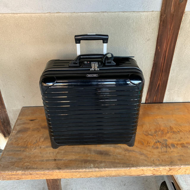 RIMOWA - RIMOWA サルサデラックス 約25L 2輪 ブラックの通販 by Go｜リモワならラクマ