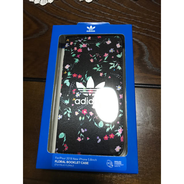 adidas(アディダス)の【iPhone X/XS】adidas 手帳ケース スマホ/家電/カメラのスマホアクセサリー(iPhoneケース)の商品写真