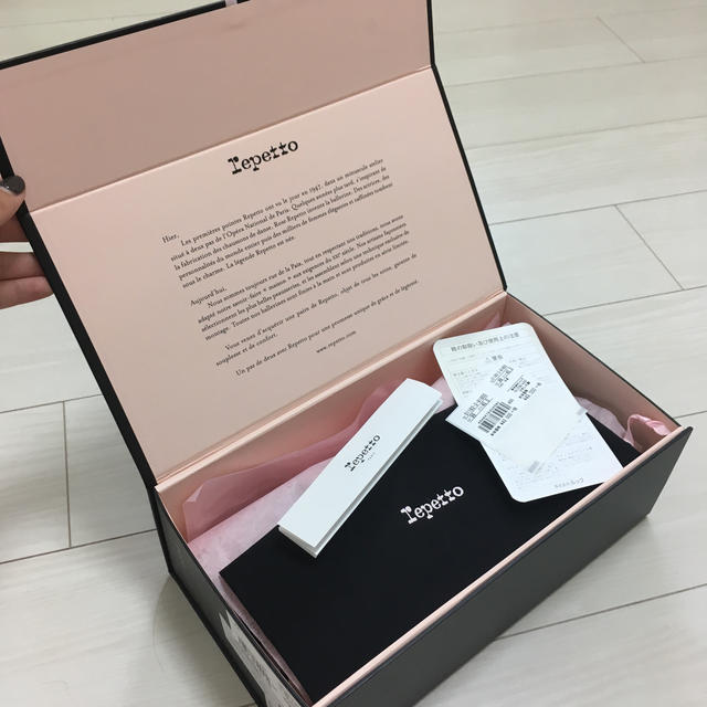 repetto(レペット)の新品未使用 マイケル repetto 40 レディースの靴/シューズ(ローファー/革靴)の商品写真