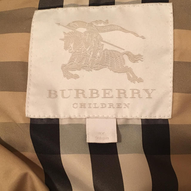 BURBERRY(バーバリー)のBurberry 2way★ダウンジャケット&ベスト サイズ3Y98 キッズ/ベビー/マタニティのキッズ服男の子用(90cm~)(ジャケット/上着)の商品写真