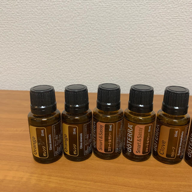 doterra   ドテラ  オレンジ グローブ イランイランなど 6本セット コスメ/美容のリラクゼーション(エッセンシャルオイル（精油）)の商品写真