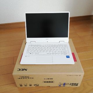 エヌイーシー(NEC)のNEC LAVIE Direct NM(ノートPC)