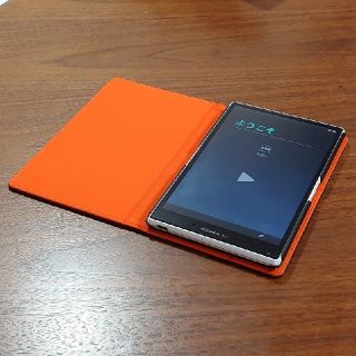 シャープ(SHARP)の【7インチ】AQUOS PAD SH-06F【ケース付】(タブレット)