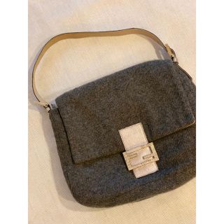 フェンディ(FENDI)のFENDI フェンディ マンマバケット ショルダー ハンド バッグ(ショルダーバッグ)