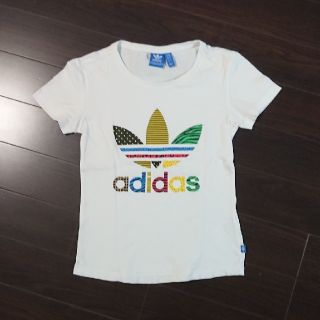 アディダス(adidas)のadidas Tシャツ Sサイズ キッズ レディース(Tシャツ(半袖/袖なし))