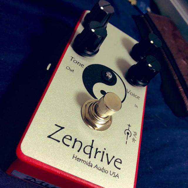 zendrive red